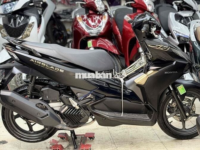 Honda Air Blade 125cc 4VAL 2023 Đen nhám 16.000 km