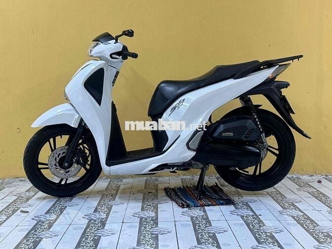 SH 150 2017 Trắng đen siêu mới 43G1-246.39