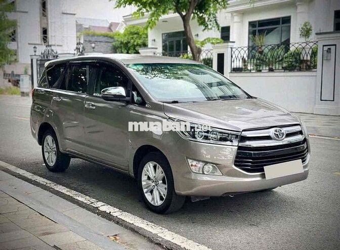 Toyota Innova 2.0V 2018  7 chỗ 55.000 km