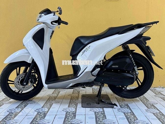 SH 125 đời 2019 trắng đen siêu đẹp 43E1-549.23