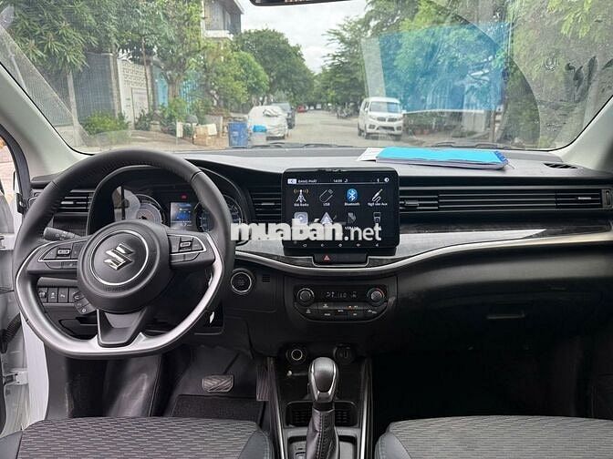 Suzuki XL7 Hybrid 2024 Tự động Trắng 16.000km