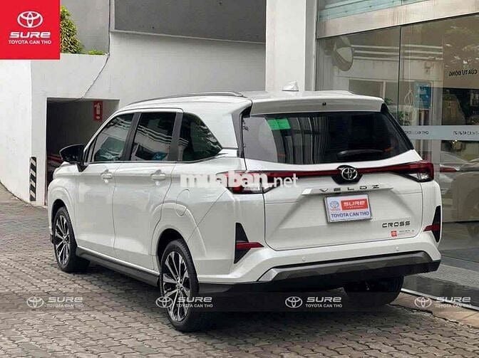 Toyota Veloz Cross Top 2025 siêu lướt