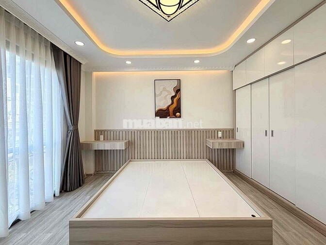 Nhà Mới Xe Hơi Vào Nhà, Đường Nguyễn Văn Trỗi