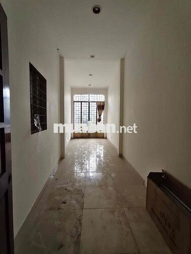 Cho thuê nhà mặt tiền Bạch đằng 20tr vị trí sầm uất