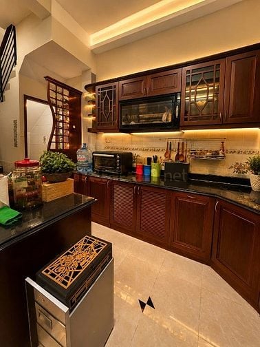 Chính chủ cho thuê nhà nguyên căn cạnh Nguyễn Văn Cừ Q.5 - 4m x 16m