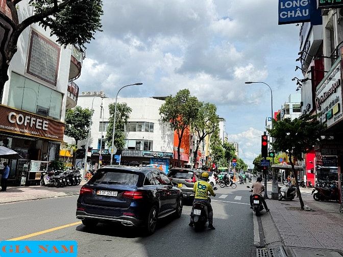 BÁN NHÀ MẶT TIỀN KINH DOANH : 274 KHÁNH HỘI - P. 5 - Q. 4 - TPHCM