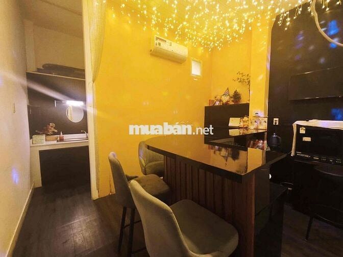 SANG NHƯỢNG QUÁN BAR KHU LÊ THÁNH TÔN Q1