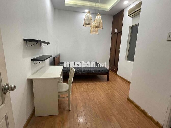 SANG NHƯỢNG QUÁN BAR KHU LÊ THÁNH TÔN Q1