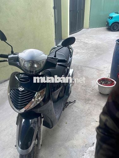 Honda SH ý 125 Đen