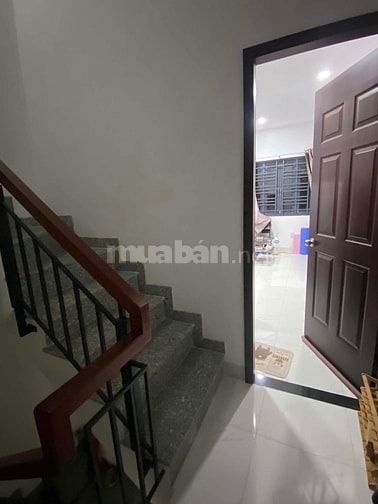 CHÍNH CHỦ CHO THUÊ PHÒNG, hẻm 144 Nguyễn Khoái, P. Vĩnh Hội