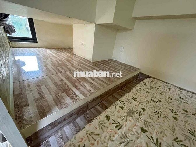 STUDIO MỚI XÂY FULL NỘI THẤT SIÊU XỊN - cửa sổ trời