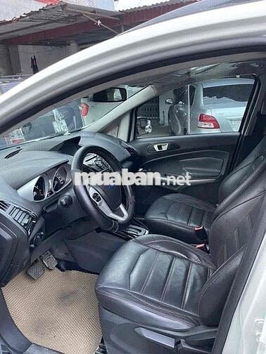Ford EcoSport Titanium Trắng Xăng