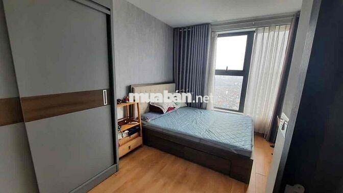 Cần bán gấp chung cư 183 Hoàng Văn Thái, tầng trung, view thoáng 62m2