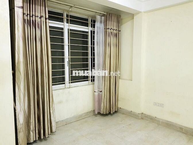 Chung cư mi-ni, 70m2, tầng 2, Địa chỉ: 167 Trương Định - Hà Nội