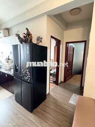 Cần bán gấp chung cư 183 Hoàng Văn Thái, tầng trung, view thoáng 62m2