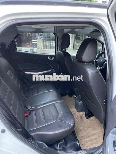 Ford EcoSport Titanium Trắng Xăng