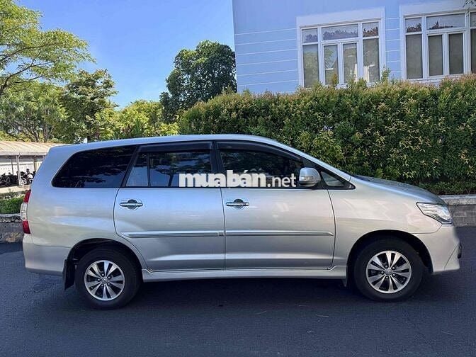 Toyota Innova 2016 Số sàn Bạc