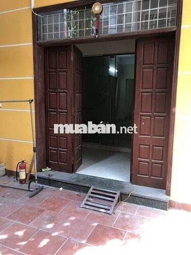 Cần 1 bạn Nam giúp việc cho cửa hàng máy tính