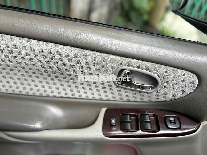 Mazda 626 Vàng cát Xe gia đình 5 chỗ