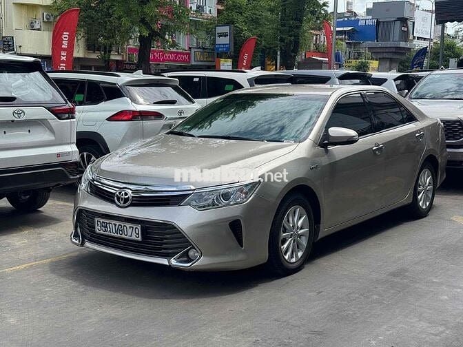 Toyota Camry 2.0E 2015 Số tự động Nâu vàng