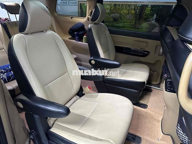 Kia Sedona Platinum D 2.2 2019 Xám 150.000 km