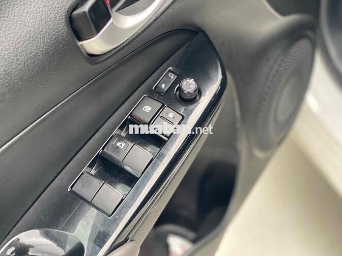 Toyota Vios 2024 1.5G CVT Trắng