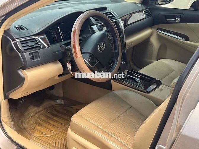 Toyota Camry 2.0E 2015 Số tự động Nâu vàng