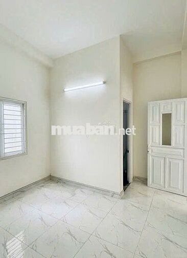 Nhà Cách Mạng Tháng Tám, QUẬN TÂN BÌNH, 4.2 x 13m (54 m2), giá 7.7 tỷ