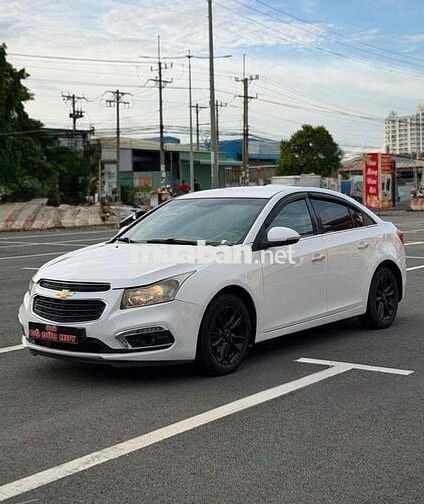 Chevrolet Cruze 2017 Sedan Trắng