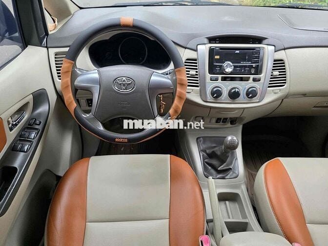 Toyota Innova 2016 Số sàn Bạc