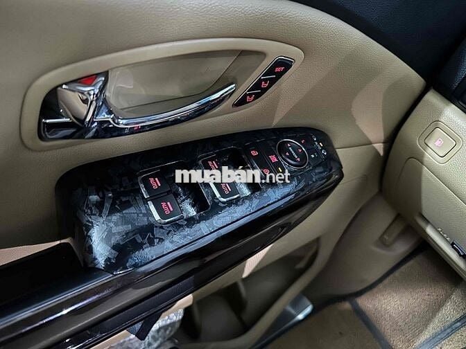 Kia Sedona Platinum D 2.2 2019 Xám 150.000 km