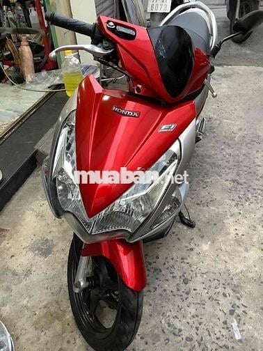 AB Fi đời 2012 Đỏ trắng biển thành phố