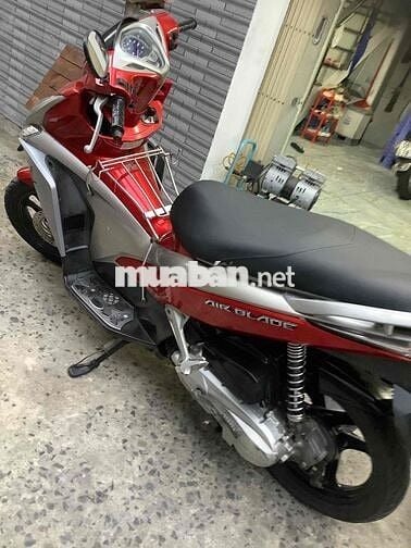 AB Fi đời 2012 Đỏ trắng biển thành phố