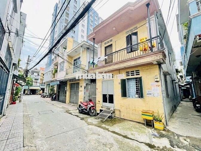 Chỉ 9.tỷ 83m2 4.5x19 Chu văn an hẻm xe hơi 1 trục