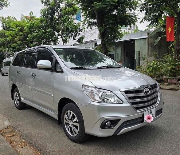 Toyota Innova 2016 Số sàn Bạc