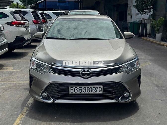 Toyota Camry 2.0E 2015 Số tự động Nâu vàng