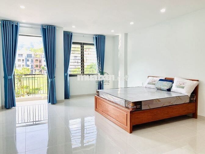 NHÀ PHÍA BẮC - 4 PHÒNG NGỦ - FULL NỘI THẤT 