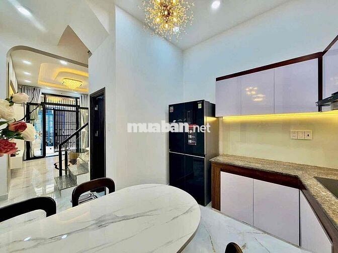 Nhà Mới Đường Phan Xích Long, Bên Bv Hoàn Mỹ