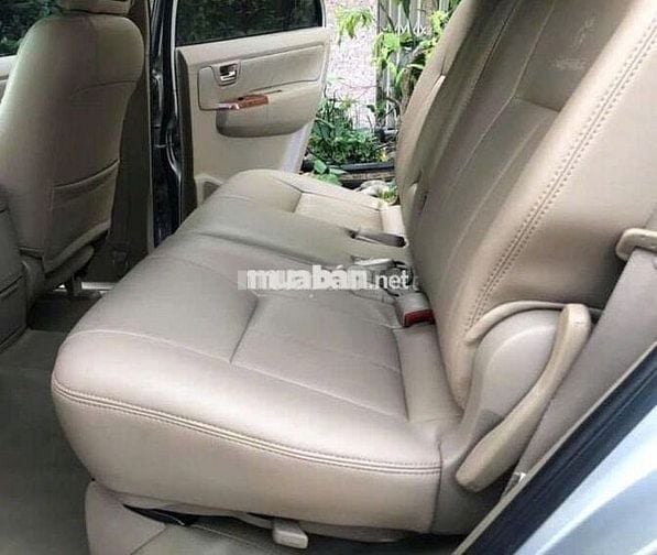 Toyota Fortuner V 2009 số tự động máy xăng 2 cầu