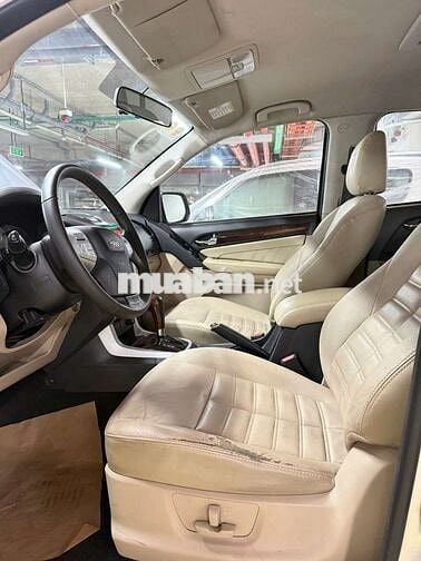Isuzu Mu-X 1.9L máy dầu  AT 2019