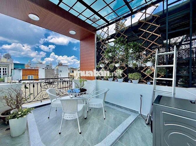 Nhà Mới Đường Phan Xích Long, Bên Bv Hoàn Mỹ