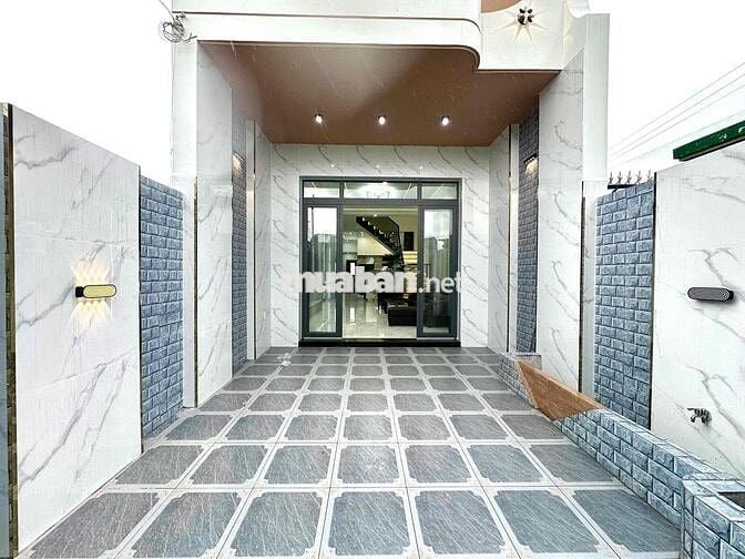 NHÀ GIÁ RẺ GẦN CHỢ CẦU TRÀM , RIÊNG LẼ 4m5 x 23m SHR 3PN 3WC