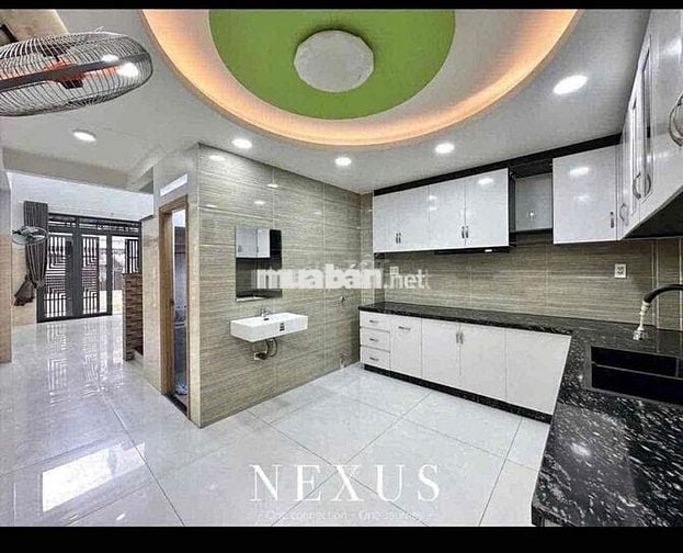 NGAY TUYẾN ĐƯỜNG QUANG TRUNG - GẦN CHỢ HẠNH THÔNG TÂY