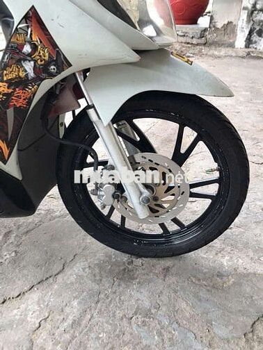 Suzuki Hayate 2013 Trắng
