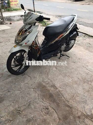 Suzuki Hayate 2013 Trắng