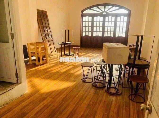 Cho thuê Nhà Kinh doanh 4 Tầng Khu Bàn Cờ gần ngay đường Nguyễn Thị Mi