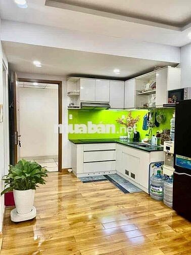 Chuyển công tác nên bán nhà đẹp đang ở Ehome5