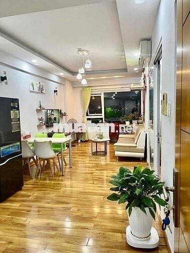 Chuyển công tác nên bán nhà đẹp đang ở Ehome5