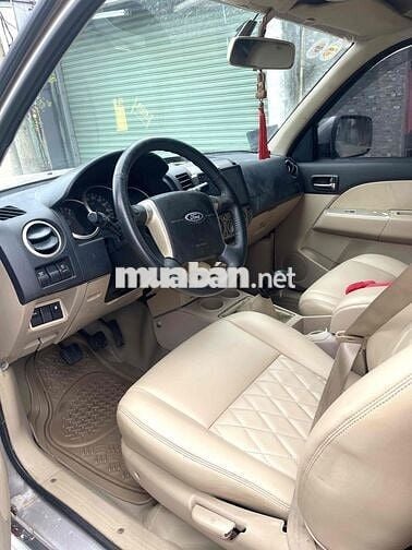 Ford Everest 2008 7 chỗ Bạc