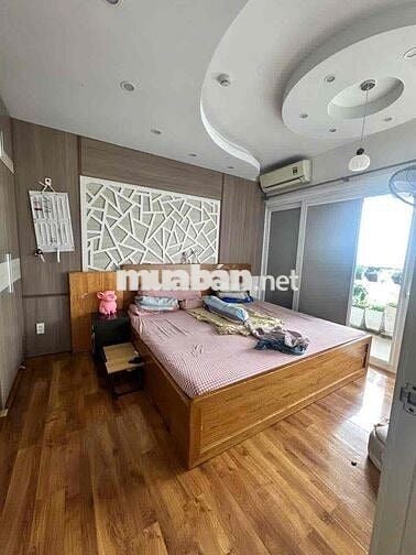 (Lỗ lắm rồi) Giảm sâu còn 4.3 tỷ căn 82m2 Ehome5